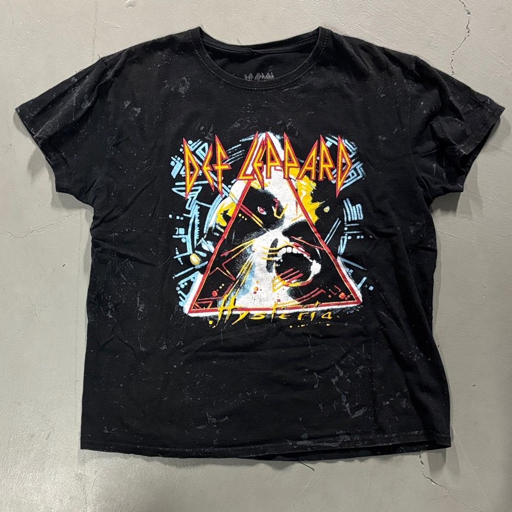Def Leopard Black Graphic T-Shirt
